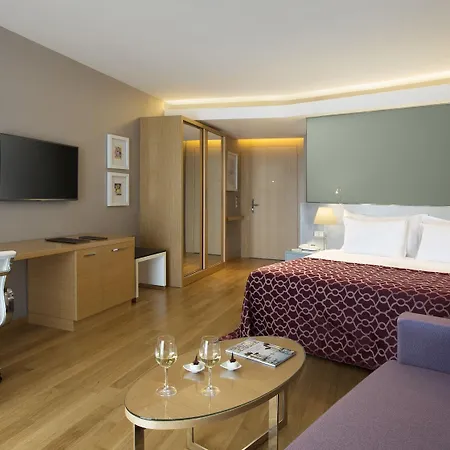 Akra Otel 5*