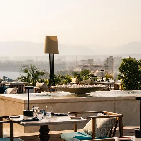 Akra Otel